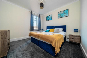 Uksas Stunning one bedroom Flat Free Parking
